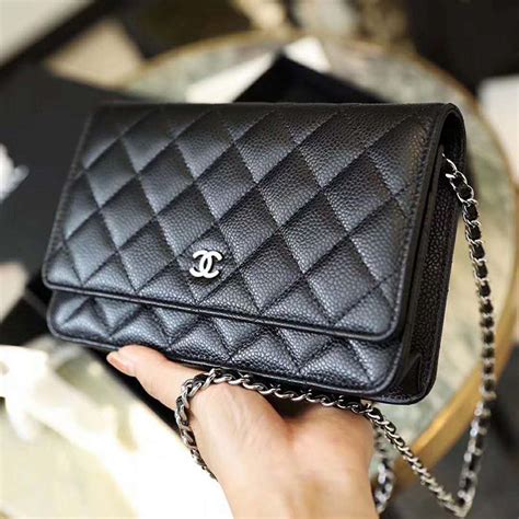 classic wallet on a chain chanel